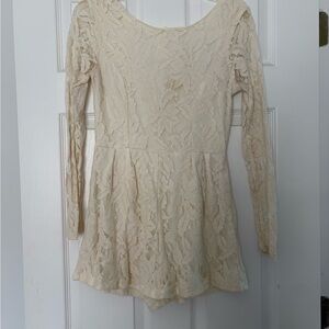 Charlotte Russe Off White Lace Long Sleeve Romper